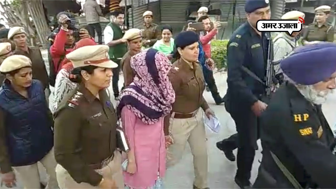 हनीप्रीत 