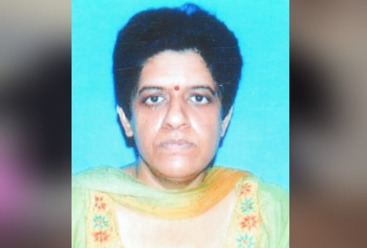 lady killed her pet dog and then killed herself, husband also wanted to kill himself
