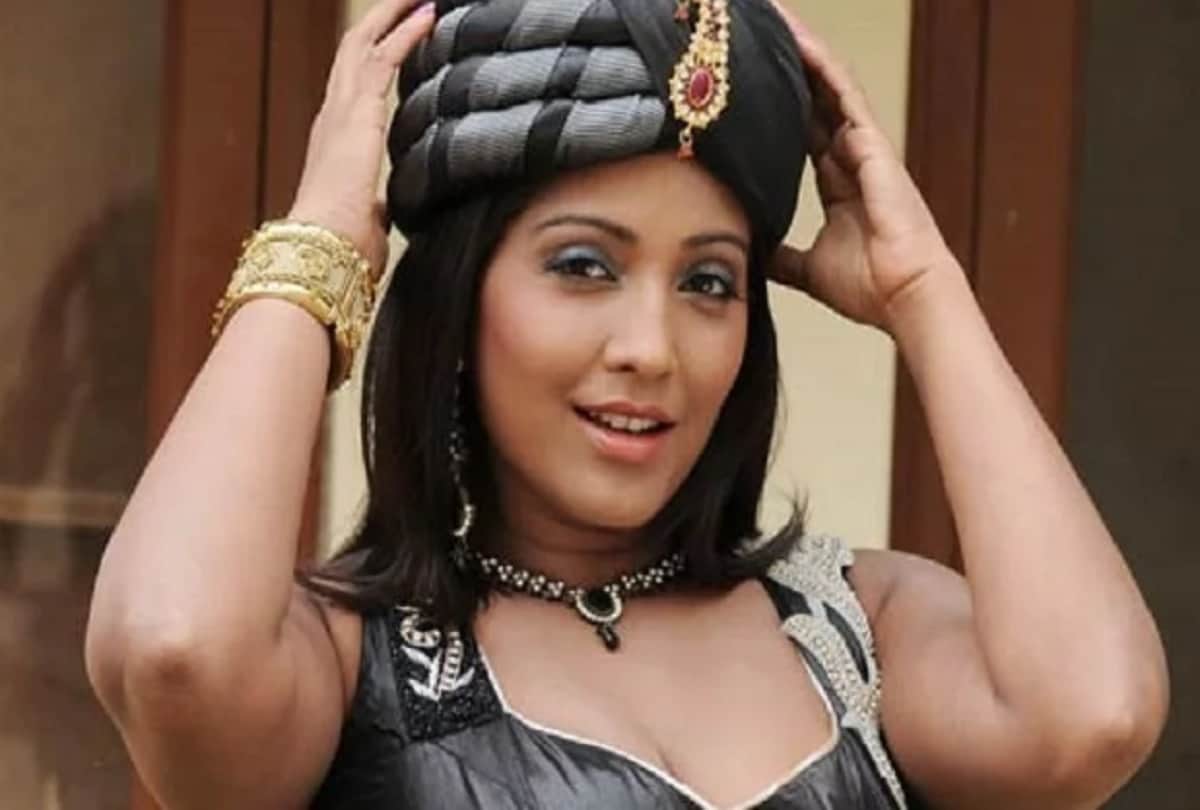 Kaliyon Ka Chaman song become the mile stone of Meghna Naidu filmy career 