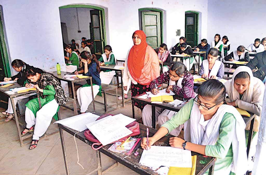 उतराखंड बोर्ड और सीबीएसई की बोर्ड परीक्षाएं आज से, तैयारियां पूर्ण