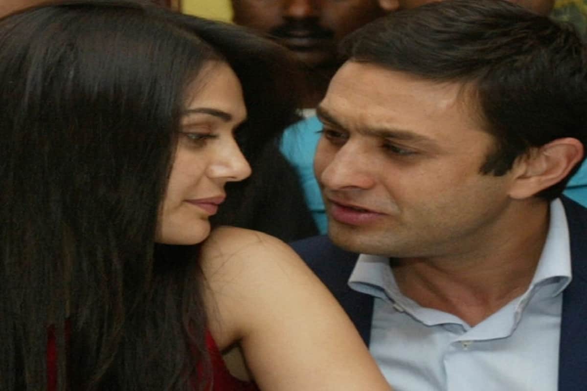 Mumbai Police files chargesheet against Ness Wadia in Preity Zinta molestation case 
