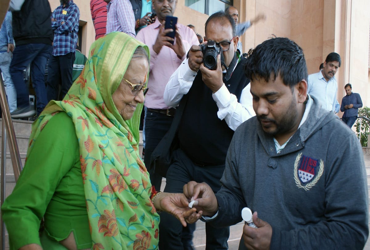 rajasthan jaipur swine flu threat came to rajasthan assembly mla-s covered themselves with masks 