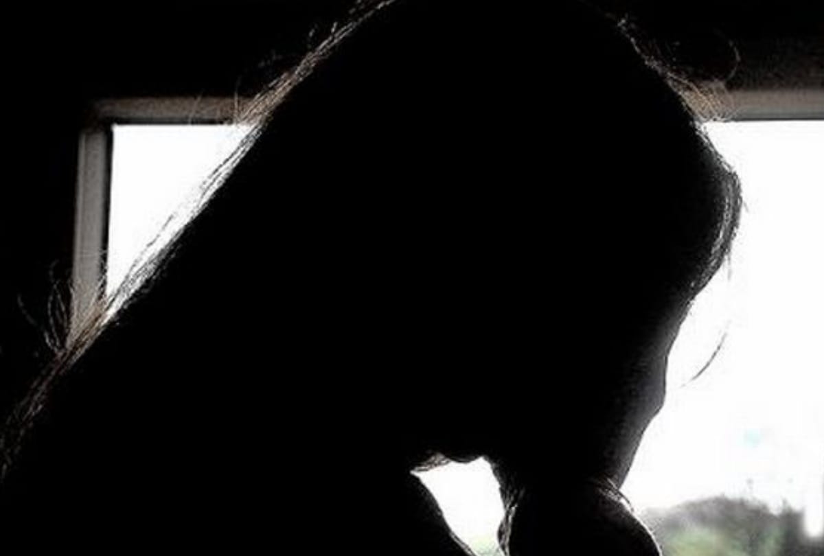 varanasi and chandauli Fake tantrik busted after rape acused