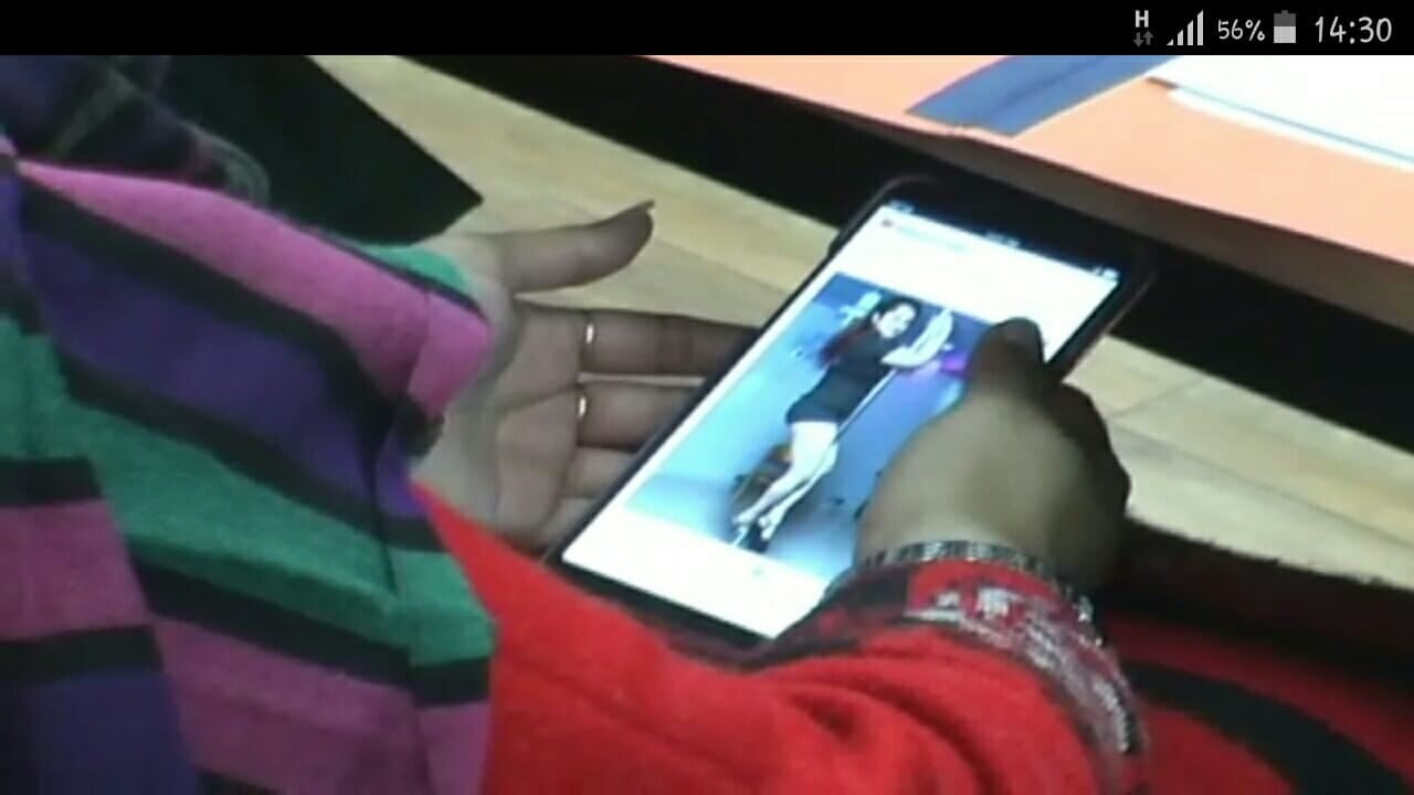 Lady officer see Dance video During MP meeting