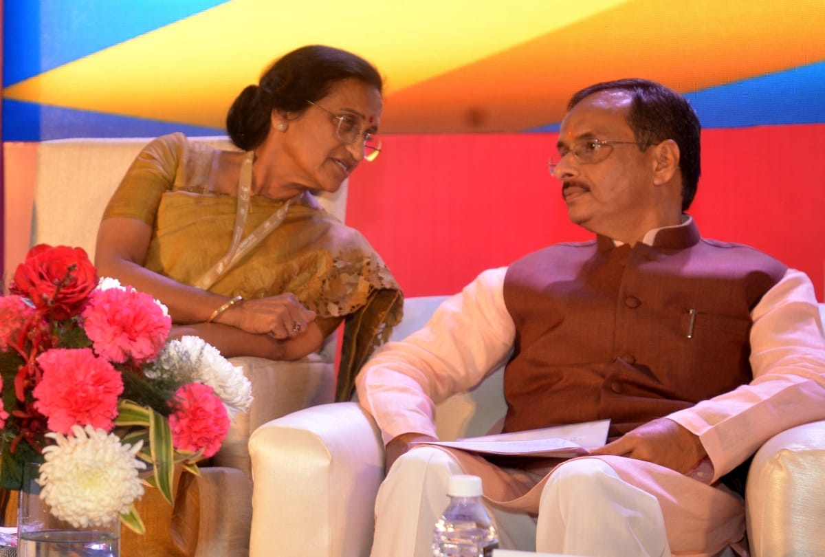 dinesh sharma told in up investor summit that Ayodhya can be developed as London I