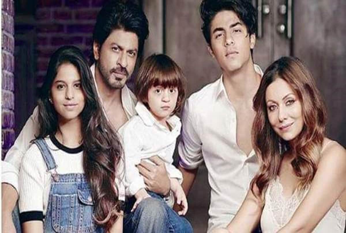 birthday special shah rukh khan son abram and controversy