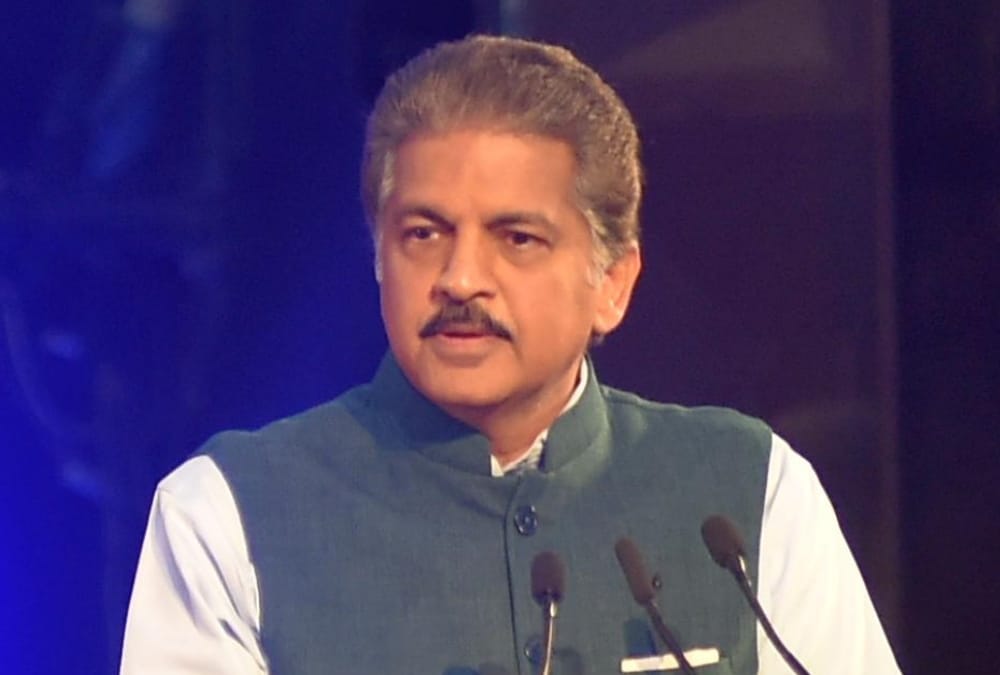 Inspiring, Crorepati boy washed vessels in Shimla hotel, Anand Mahindra offered job internship