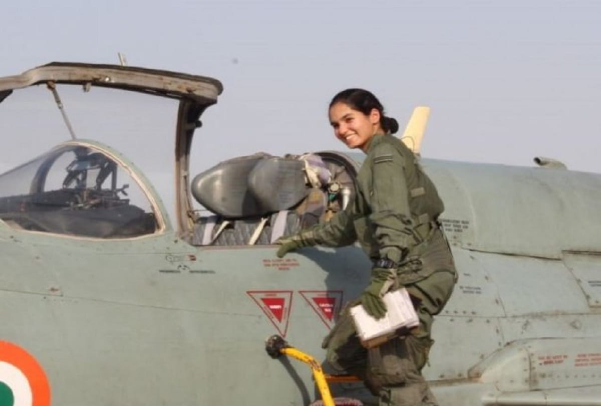 IAF Flying Officer Avani Becomes First Indian Woman pilot To Fly A MiG-21 Bison Fighter plane