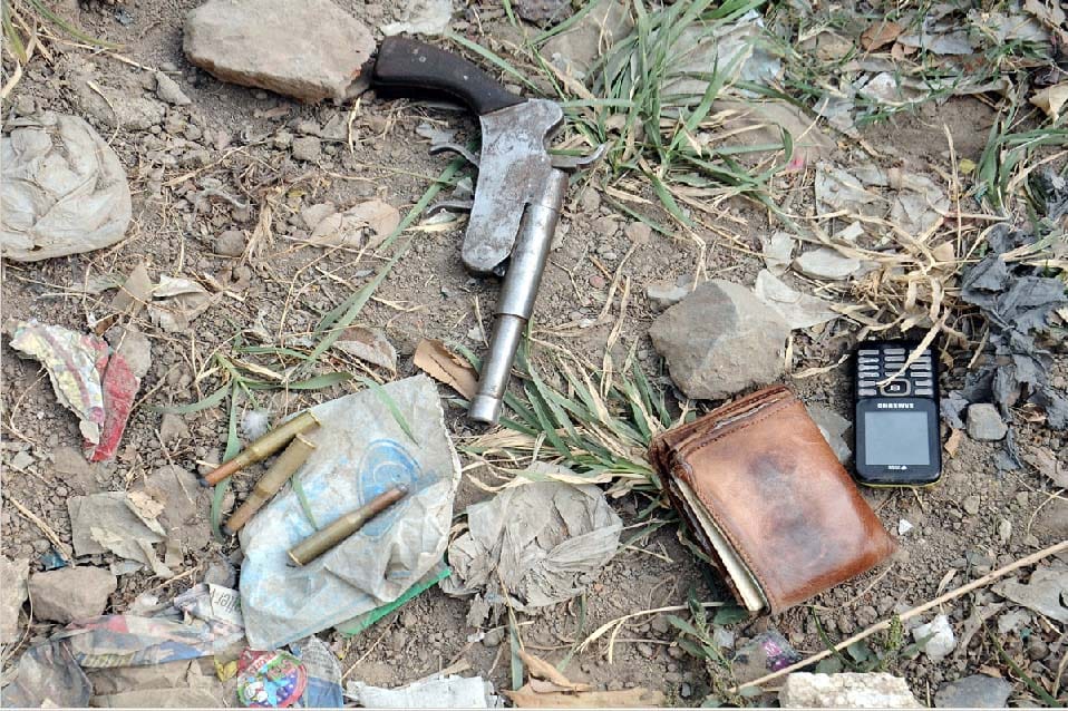 two arrested in police encounter at ghaziabad