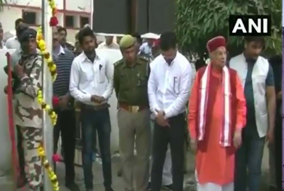 .Murli Manohar Joshi scolds official
