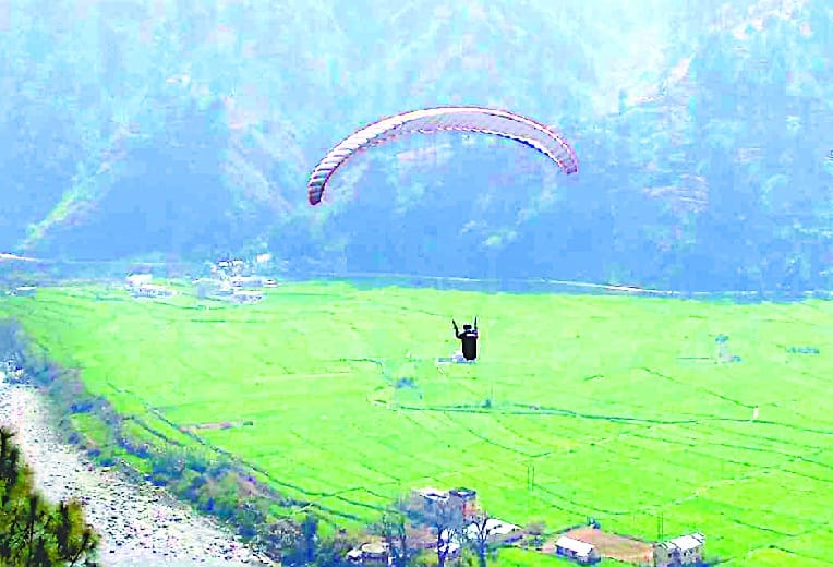 paragliding from malta to bilona