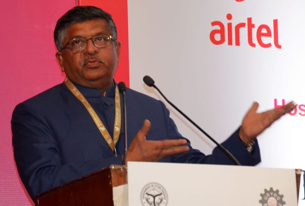 noida and greater noida to be developed like singapore says union minister ravi shankar prasad.