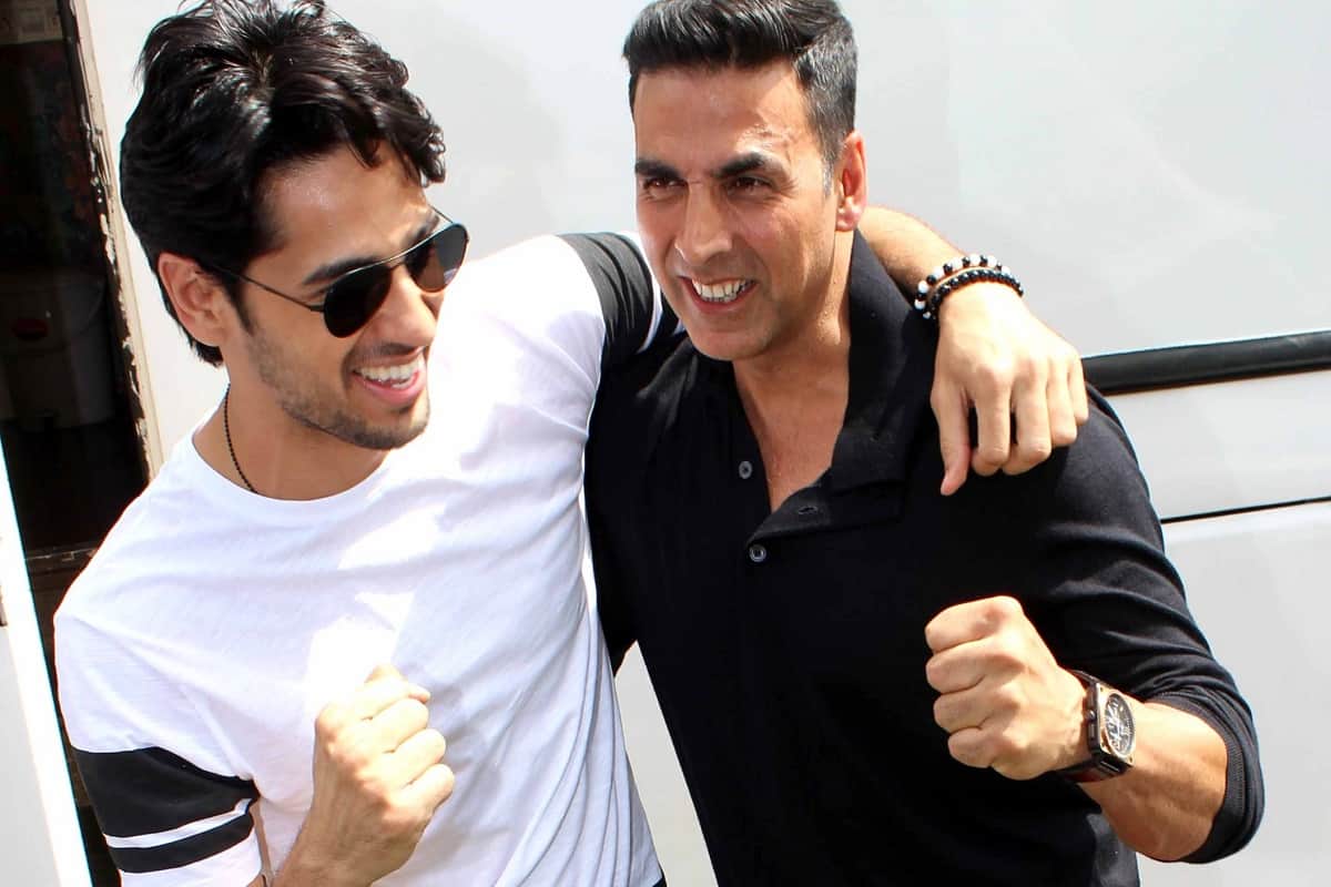 Sidharth Malhotra refuses getting a role opposite Padman Akshay in Bade Miyan Chote Miyan remake