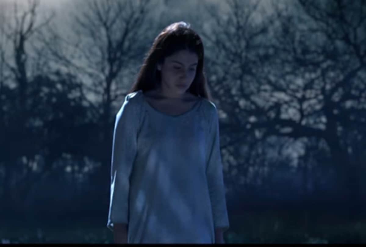 anushka sharma film pari review 