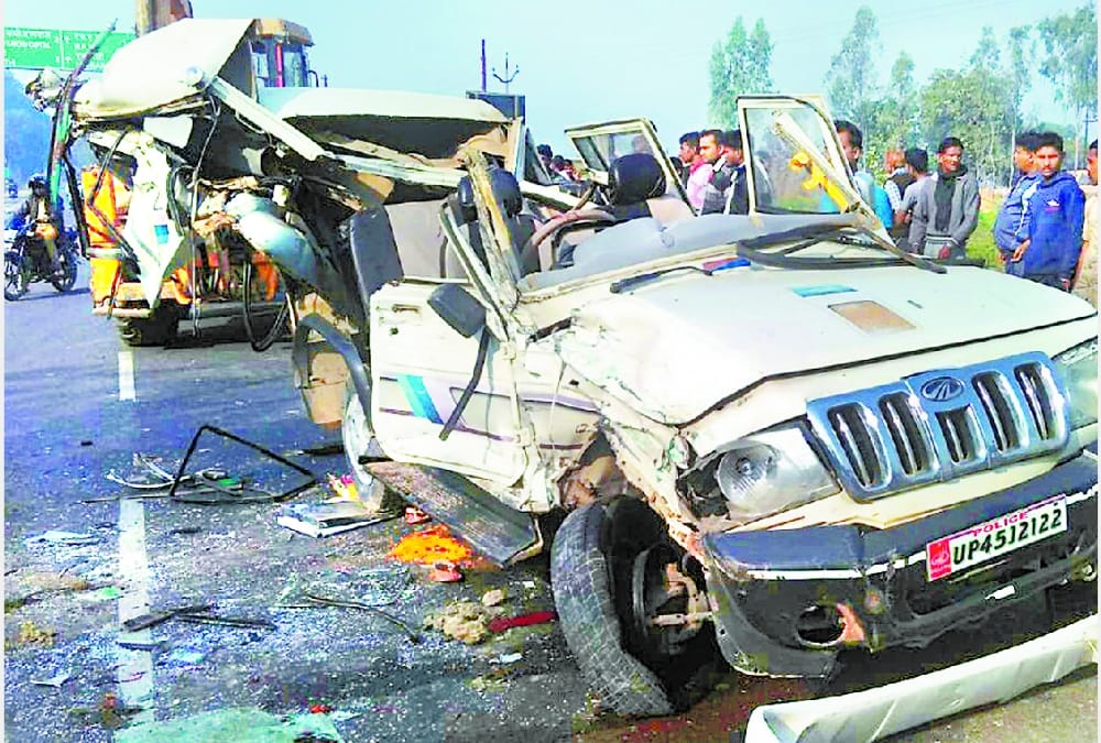 two died in an accident in gauriganj in amethi.