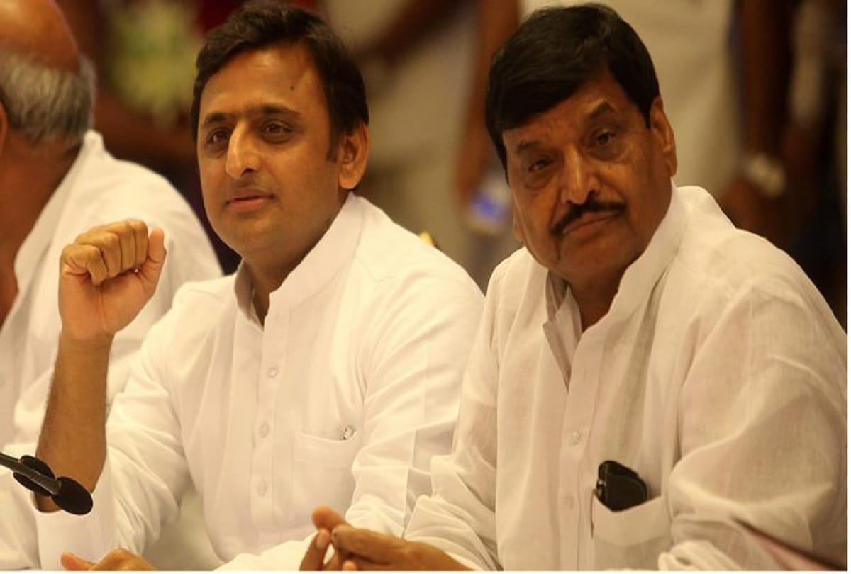 Akhilesh Yadav is obstacle for Shivpal's entry in Congress