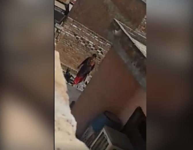 Video Viral, Three Years Old Child Beaten by Mother in Fatehabad 