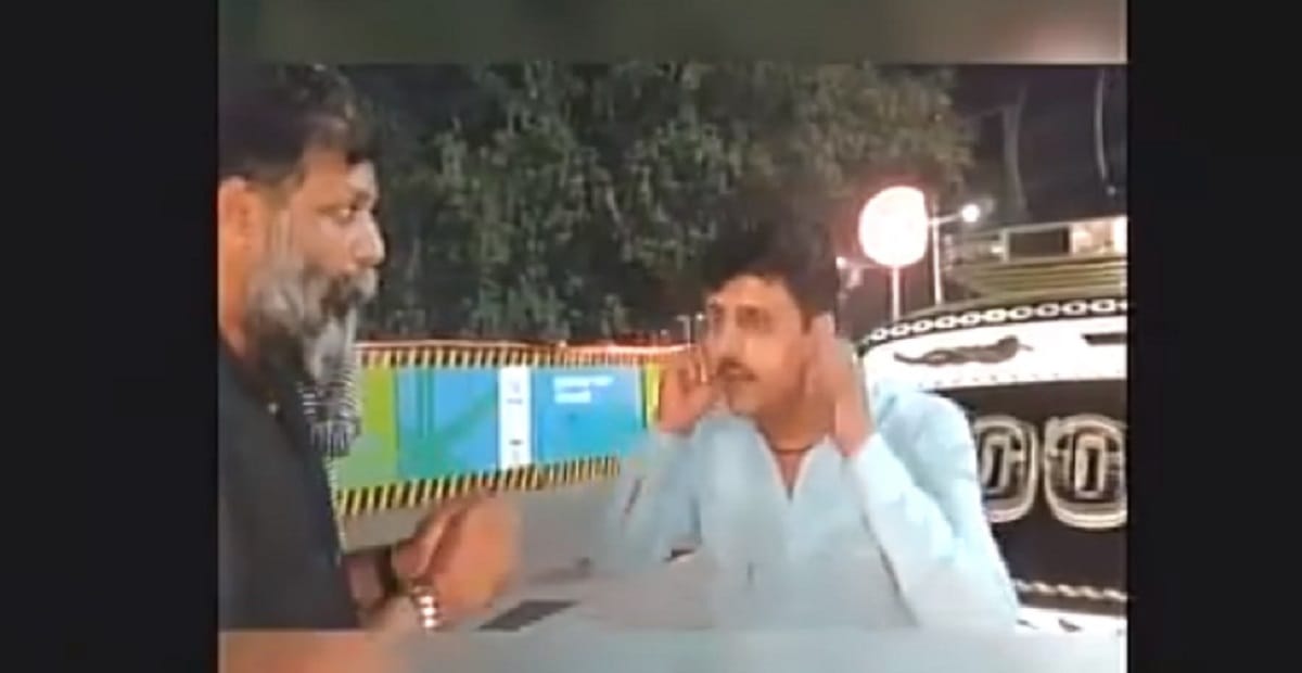  Mumbai: MNS leader Nitin Nandgokar domineering on cab driver