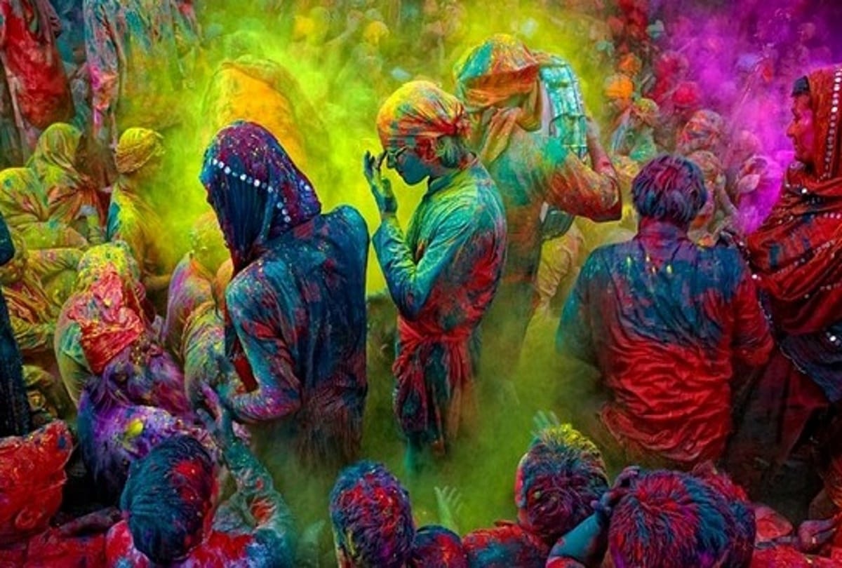 know about holi festival facts and holi celebration 2018