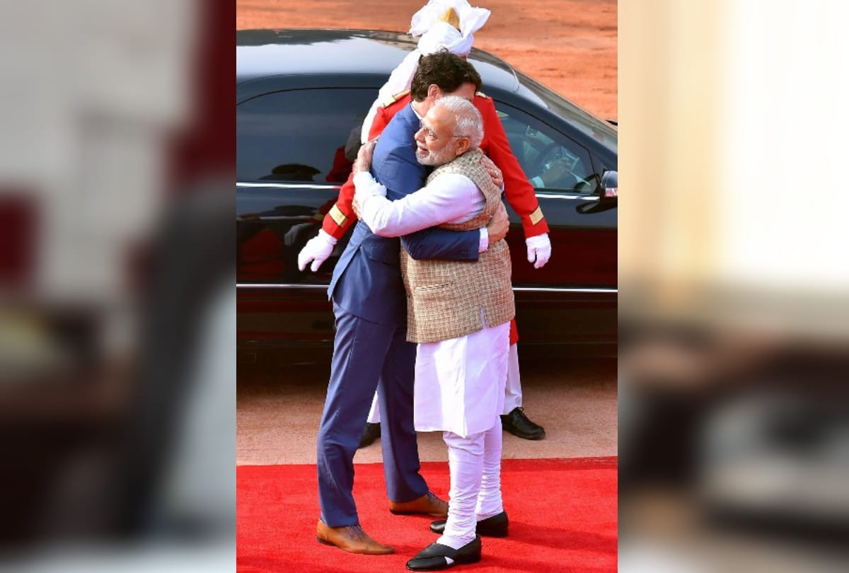 when justin trudeau meets pm modi at rashtrapati bhavan, pictures goes viral