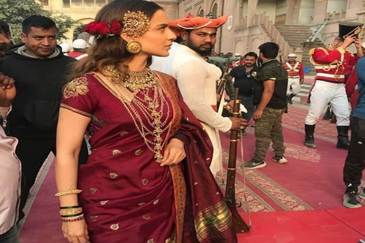 Kangana Ranaut Disturbed By Sridevi Sudden death she Takes Break From Shooting Of Manikarnika
