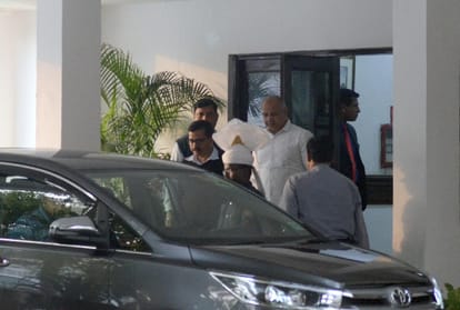 arvind kejriwal met anil baijal in case of delhi chief secretary assault case