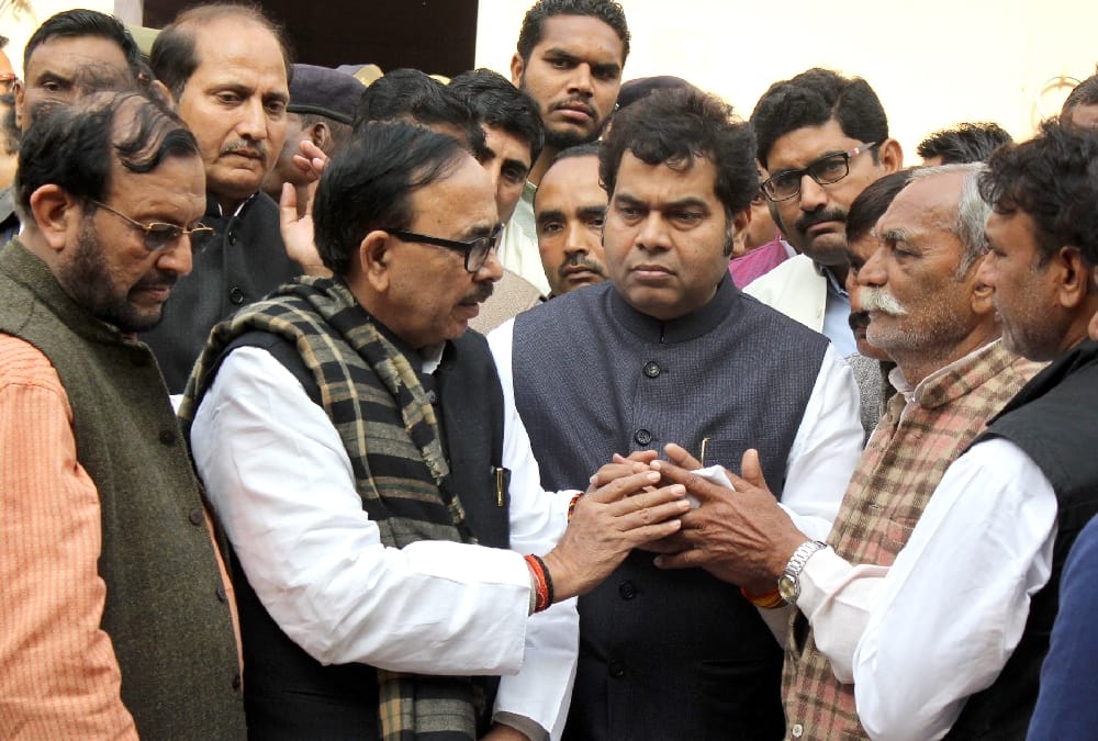 bjp mla lokendra singh cremated in village in bijnaur.