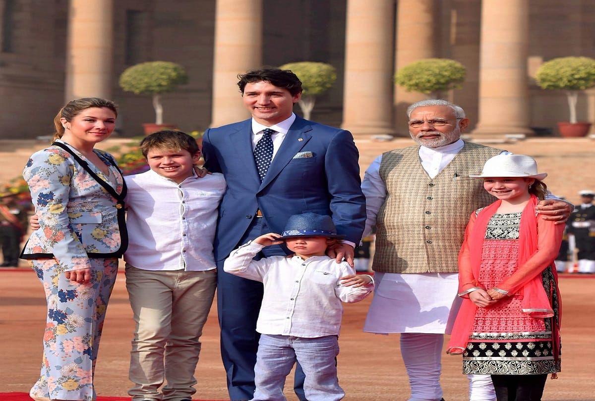 PM Narendra Modi Meet canadian pm Justin Trudeau's family members at Rashtrapati Bhawan