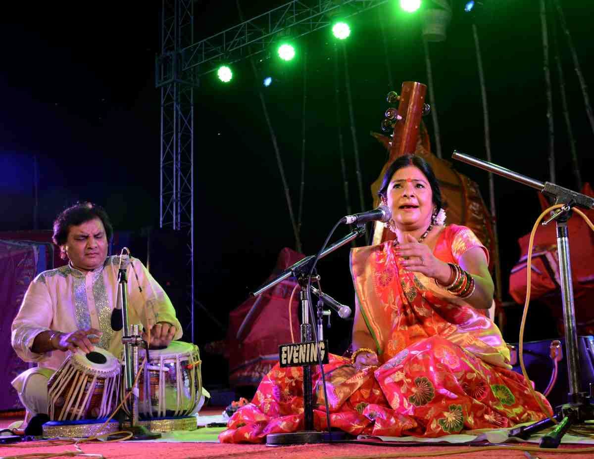 see the photos of ras banaras mini india