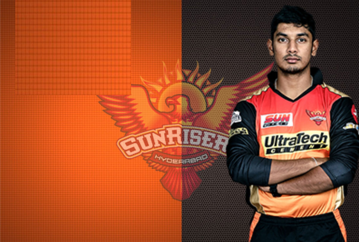 sunrisers hyderabad fined one thousand rupees on Ricky Bhui over singing
