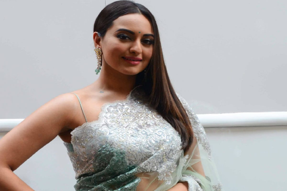 Sonakshi sinha to work with Saif Ali Khan and R Madhavan in a historical drama film 