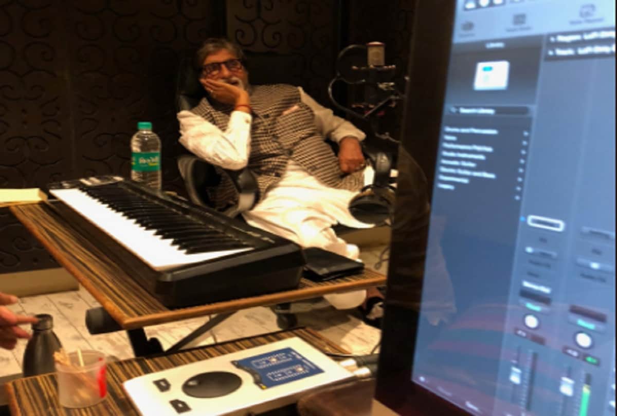 Watch Amitabh Bachchan Recording Rap Song Badumba For Film 102 Not Out