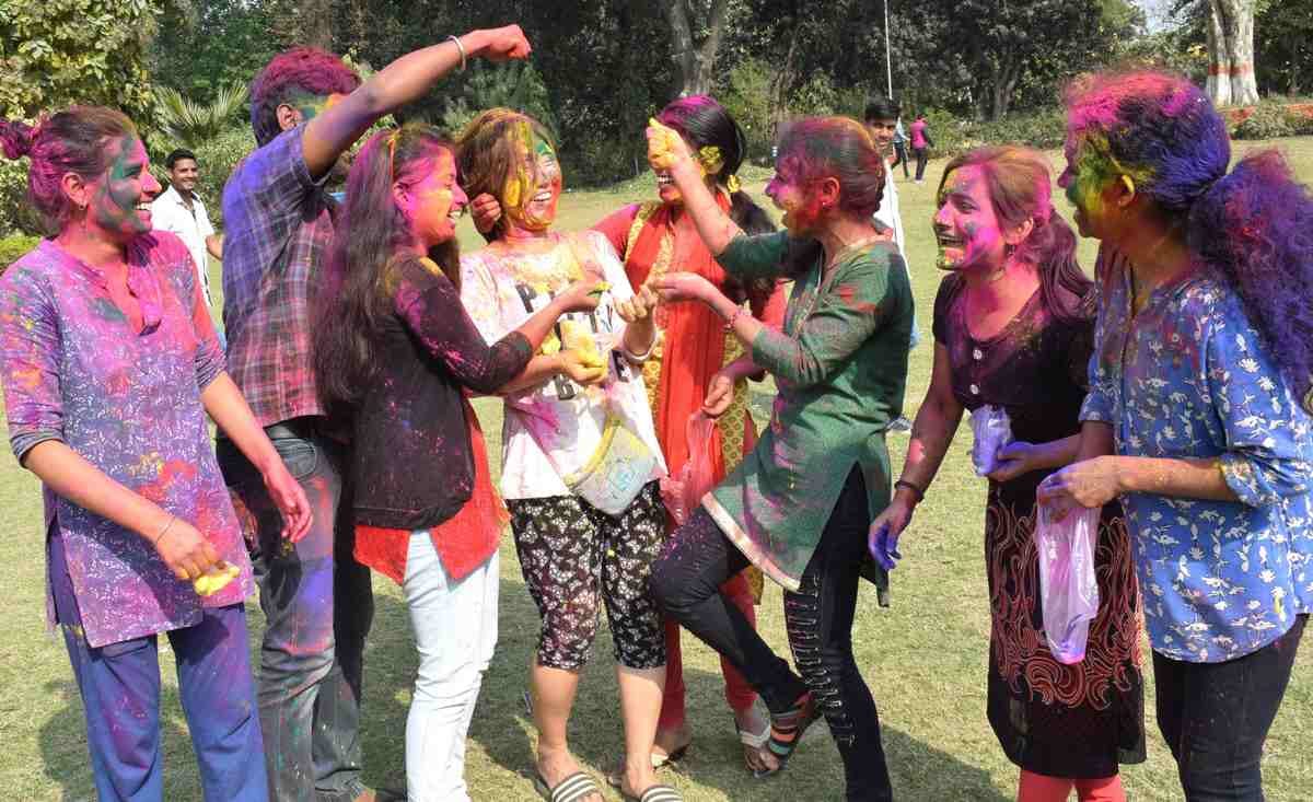 BHU students play holi in campus