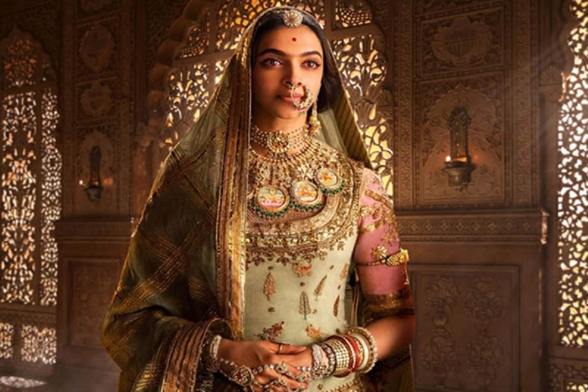 Sanjay Leela bhansali thinks deepika padukone looks like 3 yesteryear actresses