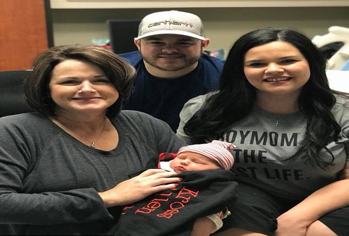 Mother in law become surrogate mother for her Grandchild