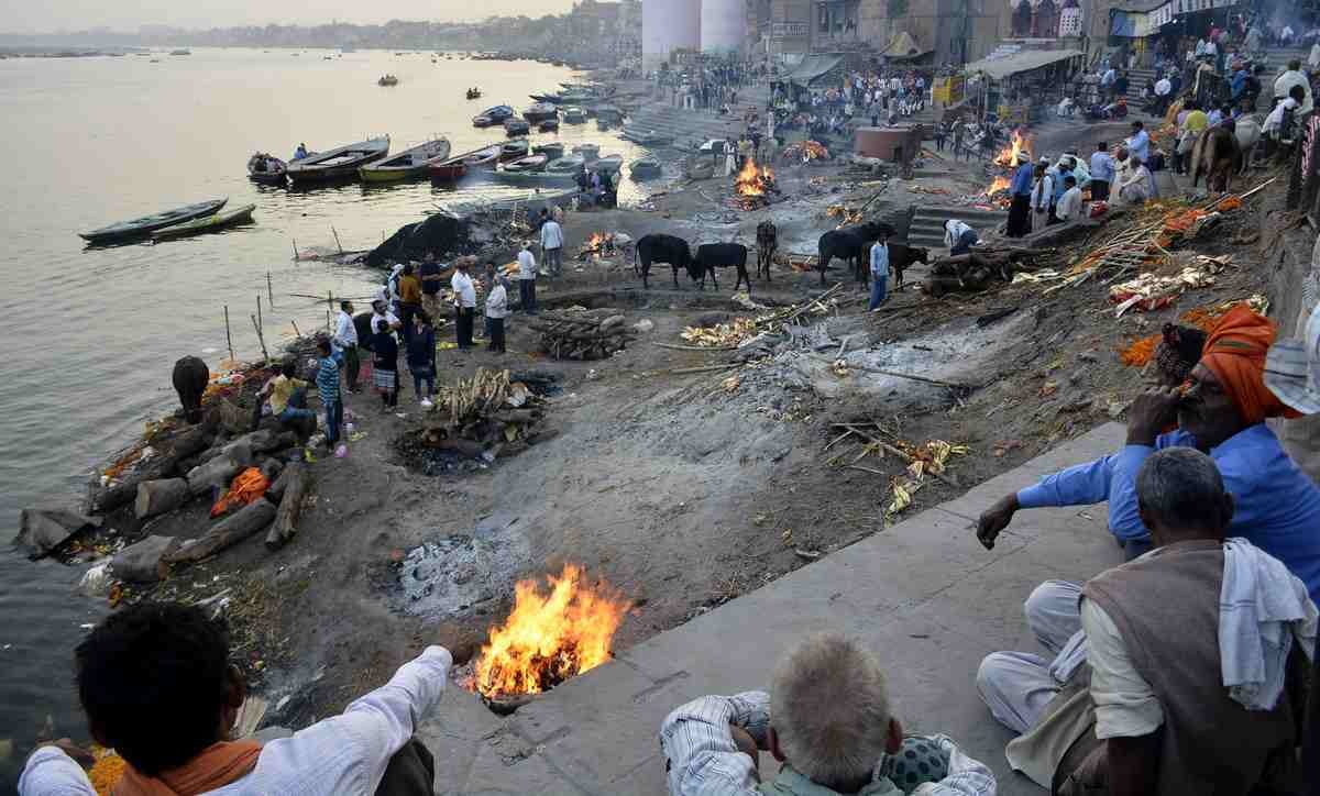 dead body traffic at manikarnika ghat varanasi