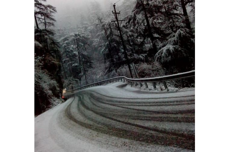 Fresh snowfall in himachal pradesh manali bharmour