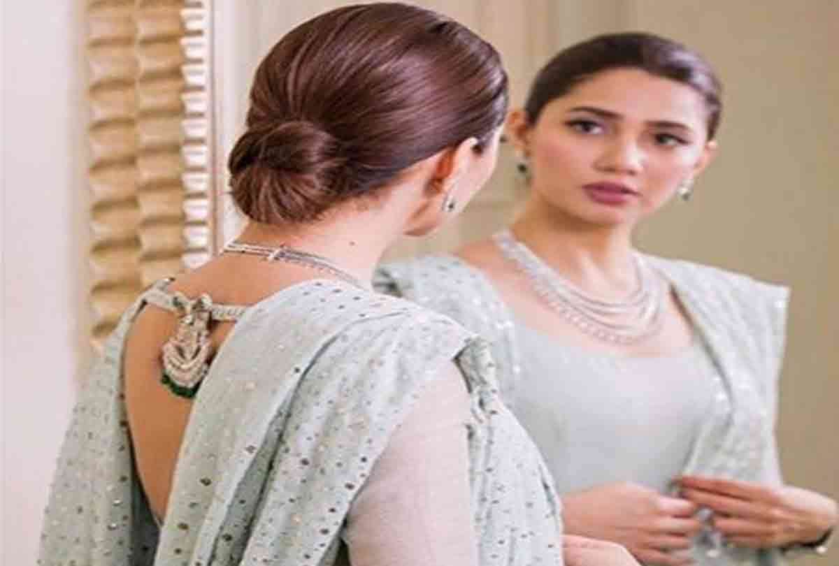 pakistani actress mahira khan look stunning in these photos viral in social media