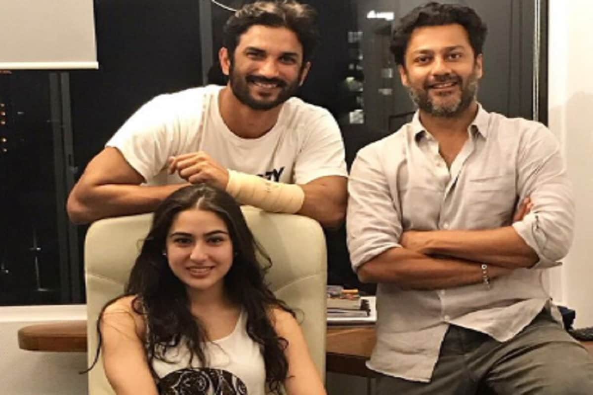 Sushant Singh and Sara ali khan look happy with abhishek kapoor in a new photo 