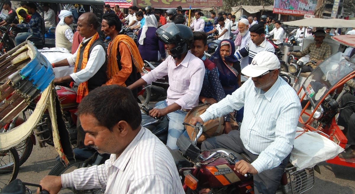 People risking life among jams