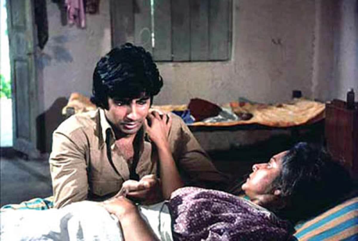 sridevi and other bollywood actresses who played mother and beau