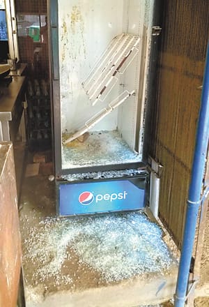 Failure to get food in Katra, sabotage in the restaurant