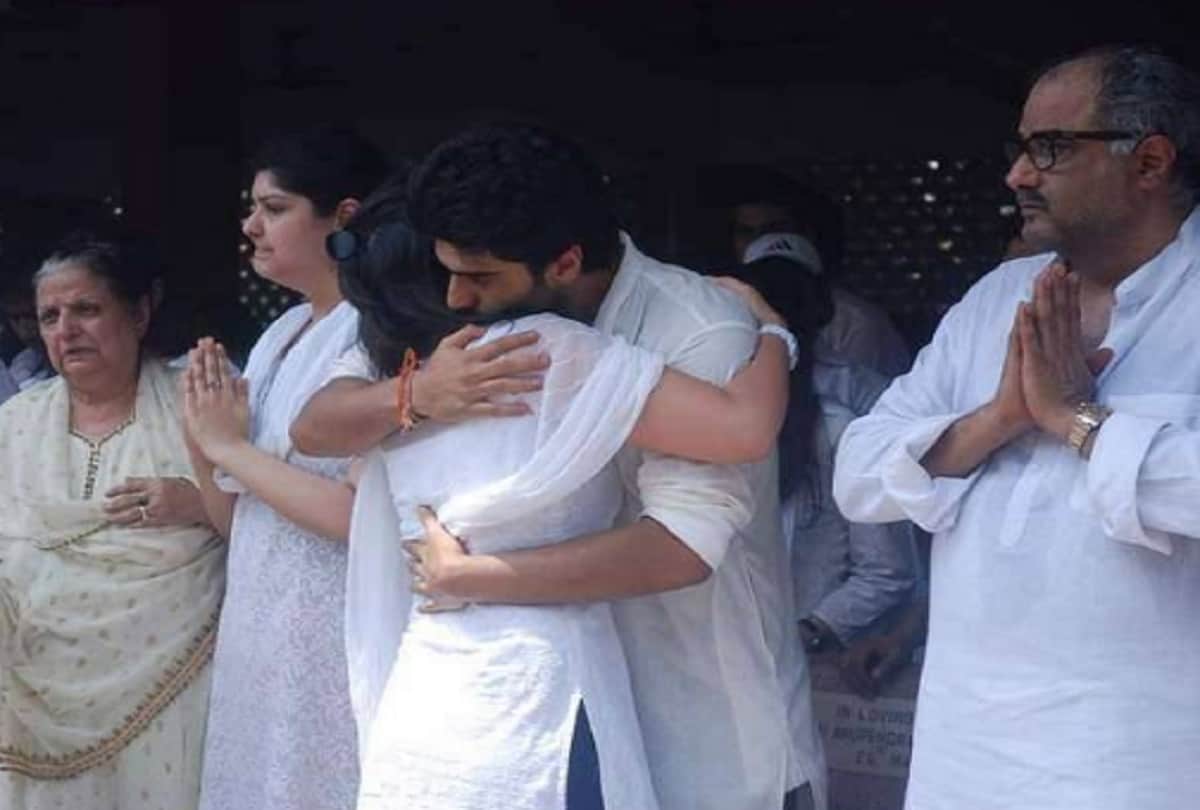 Arjun Kapoor to move in boney kapoor house for step sisters Jhanvi Khushi