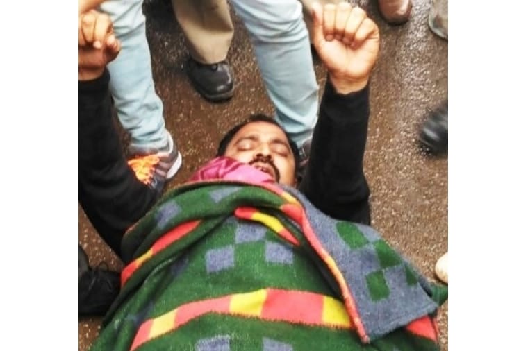 Man immolates self against SP Baddi gaurav singh transfer