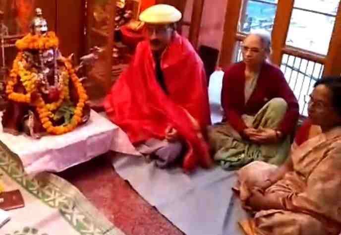 Baba vishwanath reached in laws house for gauna