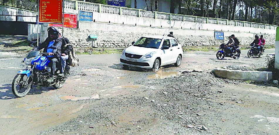 Pithoragarh-Jhulaghat road condition bad