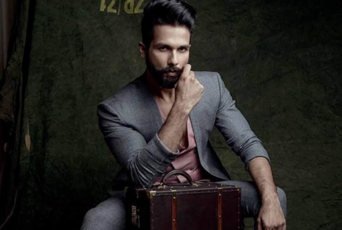 shahid kapoor to seek manoj kumar blessings for woh kaun thi