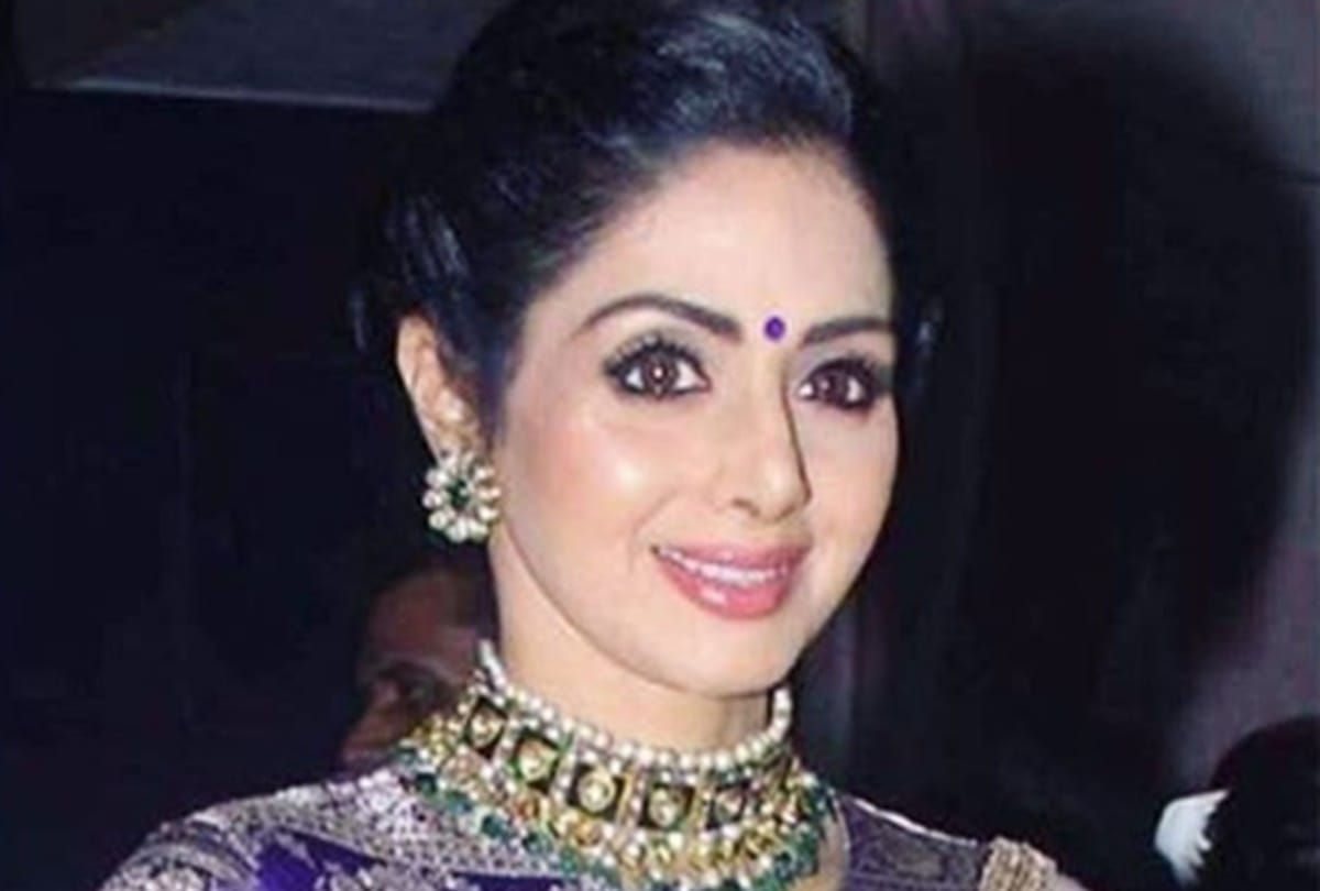 Congress said that UPA government gave Padma Shri Award to Sridevi and gets trolled over it