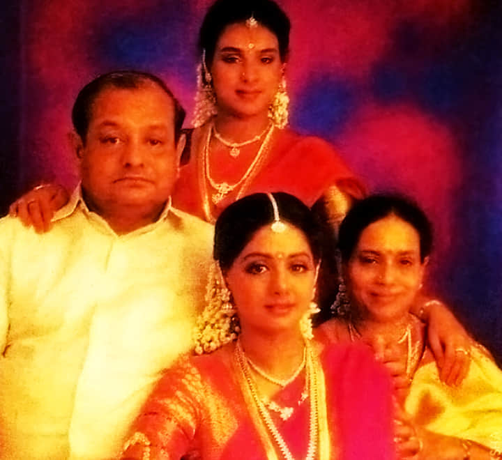 First Bollywood female superstar sridevi family unseen photos