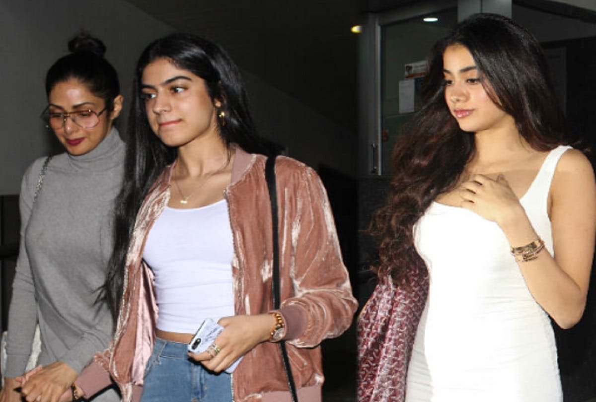 Jhanvi Kapoor reaction after Sridevi death 